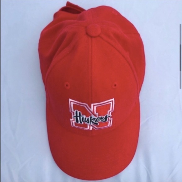 Captivating Headgear Nebraska Cornhuskers Adjustable Ball Cap - Picture 7 of 15